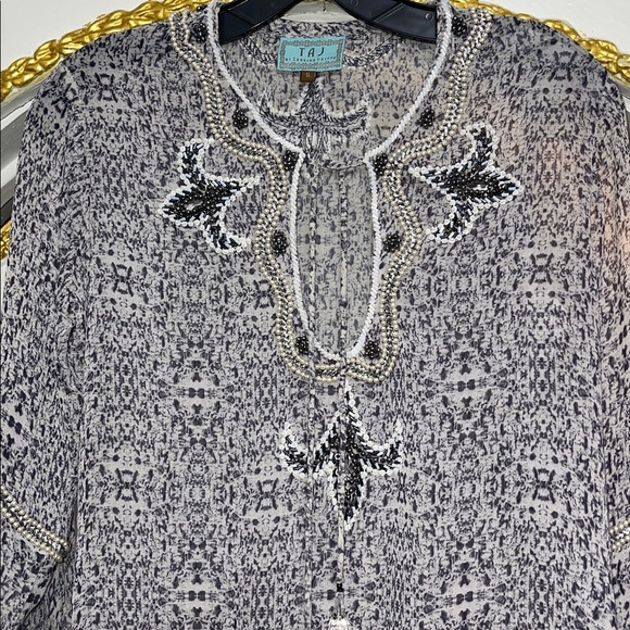 TAJ by Sabrina Crippa 100% Silk Embroidered Beaded Resort Wear Blouse | Size S - Picture 3 of 8